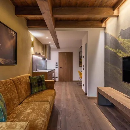 Cima Dodici - Aparthotel *